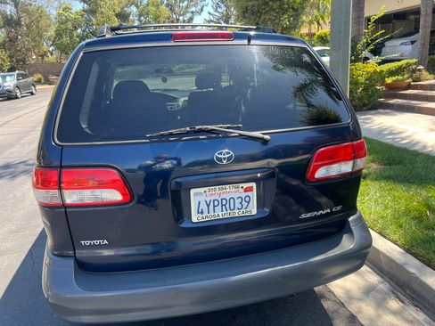 Used 2003 Toyota Sienna CE image 7
