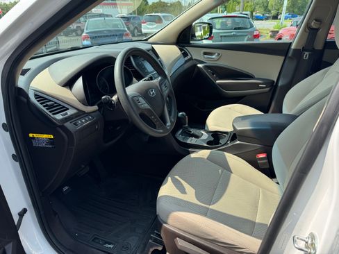 Used 2018 Hyundai Santa Fe Sport image 7