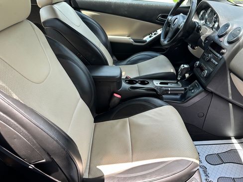 Used 2009 Pontiac G6 GT image 12