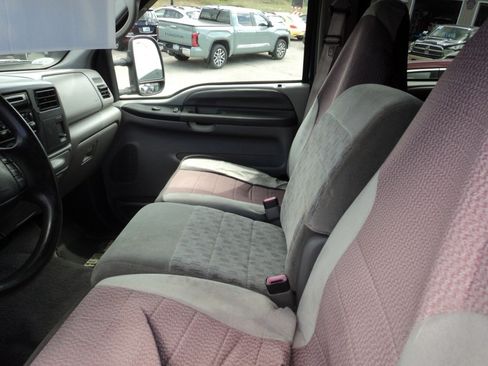 Used 1999 Ford F350 Super Duty XL image 5