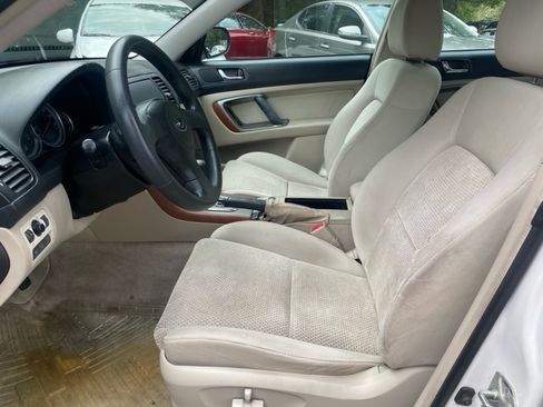 Used 2005 Subaru Outback 2.5i image 9