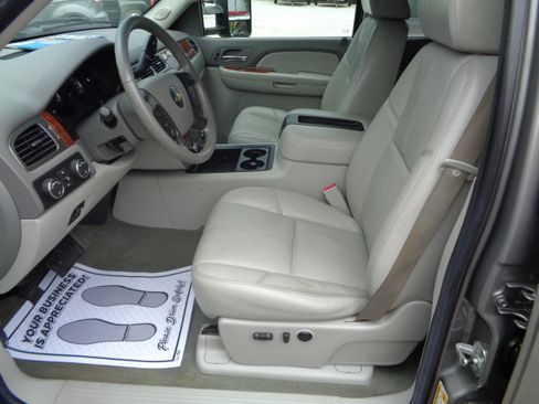 Used 2007 Chevrolet Silverado 2500 LTZ image 43