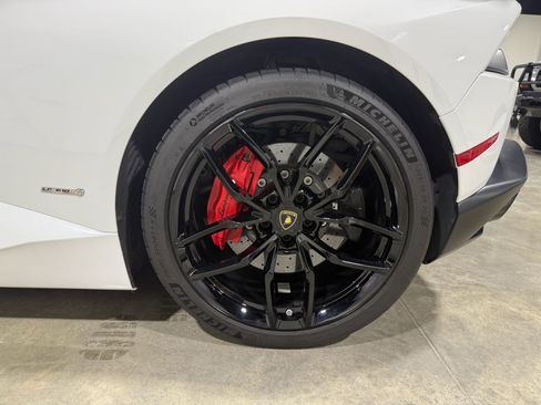 Used 2015 Lamborghini Huracan LP 610-4 image 29