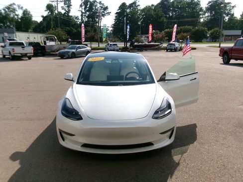 Used 2021 Tesla Model 3 Performance image 26