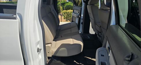 Used 2010 Ford F150 XLT image 18