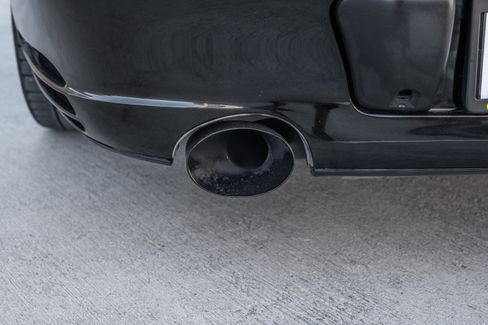 Used 2004 Porsche 911 Turbo image 10