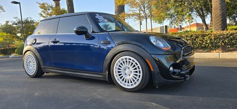 Used 2015 MINI Cooper S image 35
