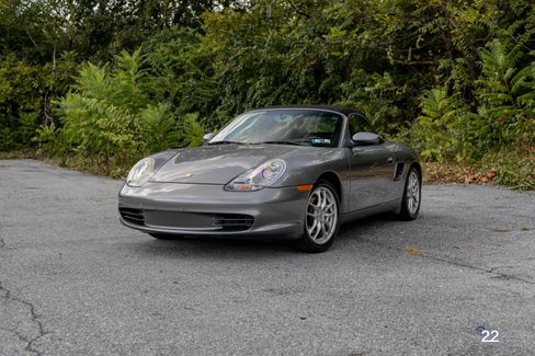 Used 2004 Porsche Boxster image 2