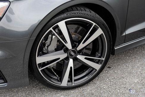 Used 2018 Audi RS 3 image 3