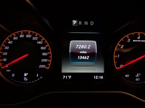 Used 2016 Mercedes-Benz AMG GT S image 11
