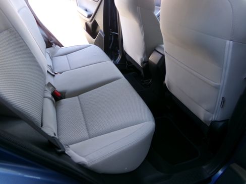 Used 2017 Subaru Forester 2.5i image 12