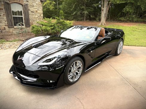 Used 2015 Chevrolet Corvette Premium Conv w/ 3LT image 1