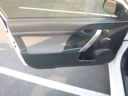 Used 2015 Scion tC Release Series 8.0 image 11