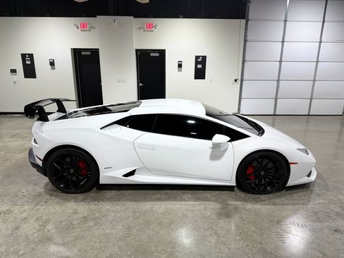 Used 2015 Lamborghini Huracan LP 610-4 image 16