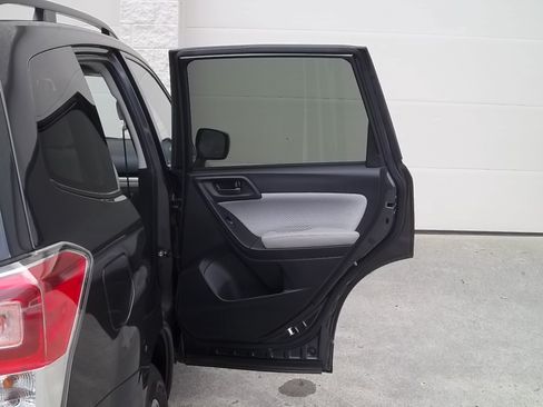 Used 2018 Subaru Forester 2.5i Premium image 21
