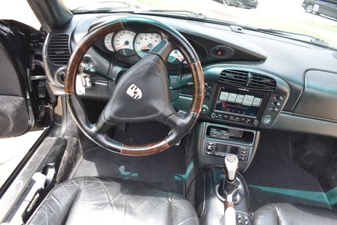 Used 2000 Porsche 911 Carrera image 24