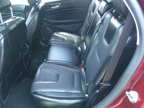 Used 2015 Ford Edge Titanium image 14