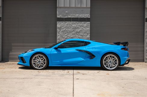 Used 2021 Chevrolet Corvette 2LT image 6
