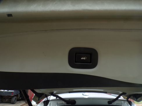 Used 2019 Nissan Rogue SL image 9