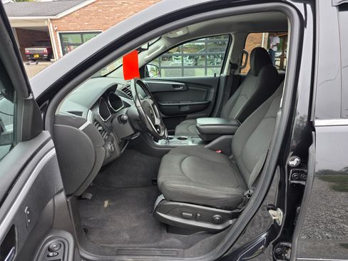 Used 2012 Chevrolet Traverse LT image 5