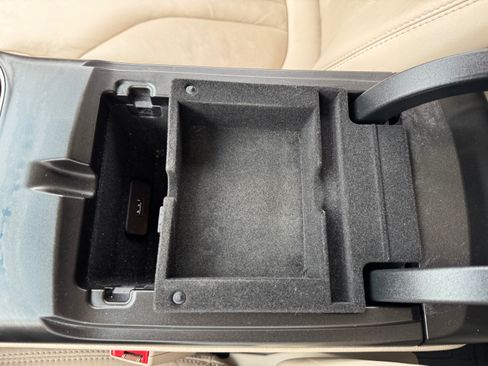 Used 2017 Lincoln MKX Select image 28