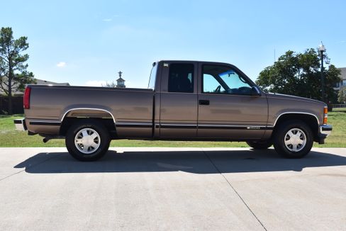 Used 1997 Chevrolet Silverado 1500 C/K Truck image 8