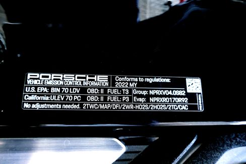 Used 2022 Porsche 911 Turbo image 34
