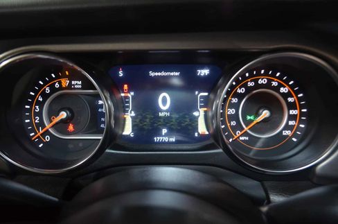 Used 2023 Jeep Gladiator Willys image 31