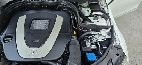 Used 2011 Mercedes-Benz C 300 Sport image 35