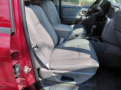Used 2008 Chevrolet TrailBlazer LT image 16