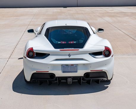 Used 2018 Ferrari 488 GTB image 6