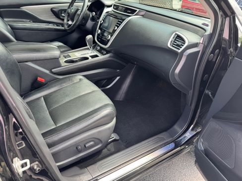 Used 2018 Nissan Murano SL image 16