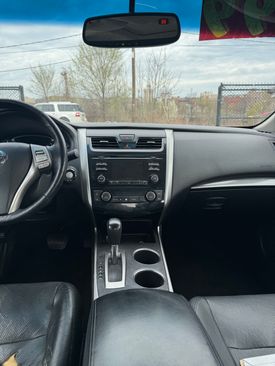 Used 2013 Nissan Altima image 6