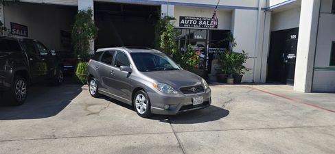 Used 2007 Toyota Matrix XR image 2