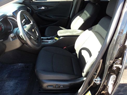 Used 2022 Chevrolet Malibu RS image 13