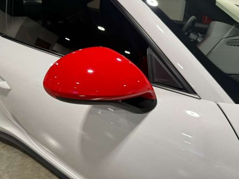 Used 2018 Porsche 911 GT3 image 38