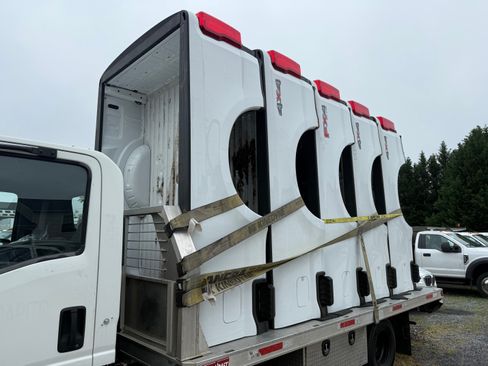 Used 2017 Ford F250 image 1