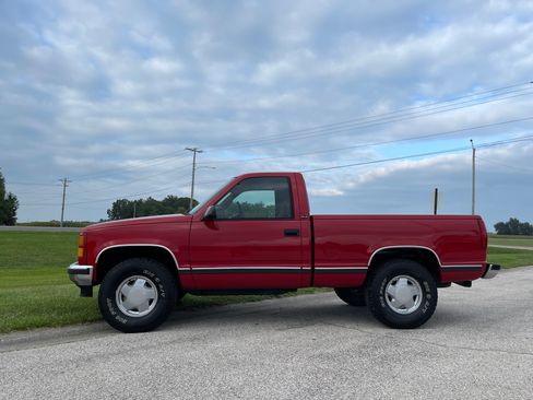Used 1995 GMC Sierra 1500 SLE image 2
