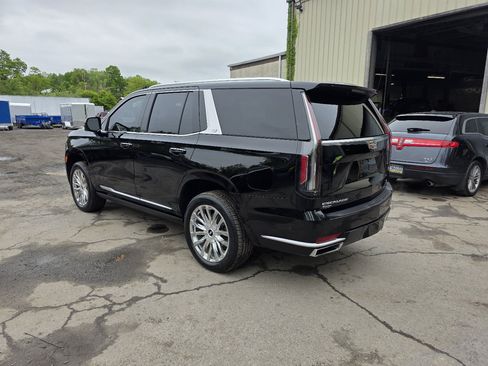 Used 2021 Cadillac Escalade Premium image 7