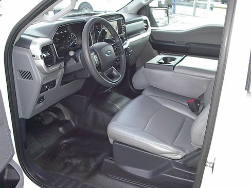 Used 2021 Ford F150 XL image 15