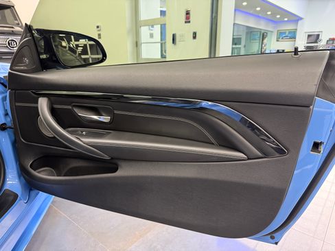 Used 2018 BMW M4 Competition image 22