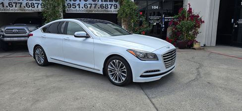 Used 2015 Hyundai Genesis 3.8 Ultimate image 3