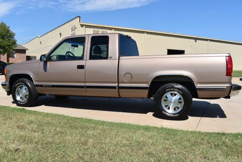 Used 1997 Chevrolet Silverado 1500 C/K Truck image 3