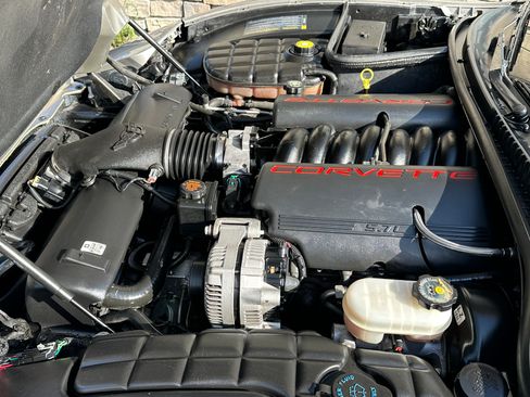 Used 2000 Chevrolet Corvette image 15