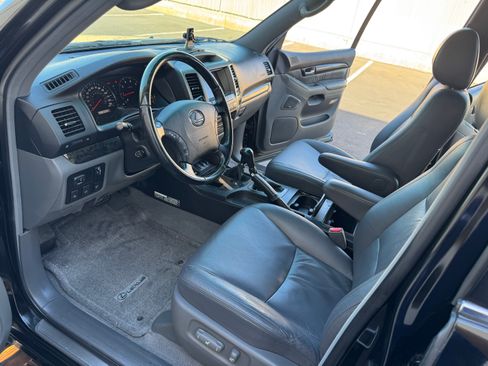 Used 2005 Lexus GX 470 image 17