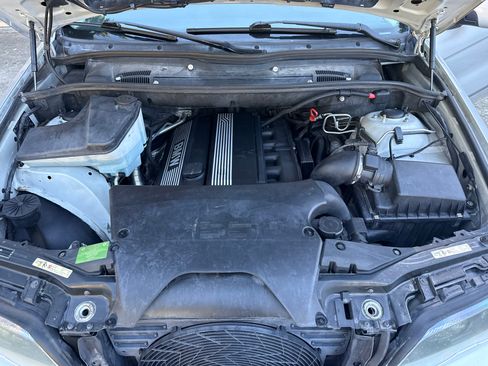 Used 2003 BMW X5 3.0i image 9