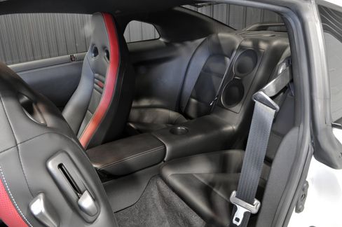 Used 2014 Nissan GT-R Black Edition image 14