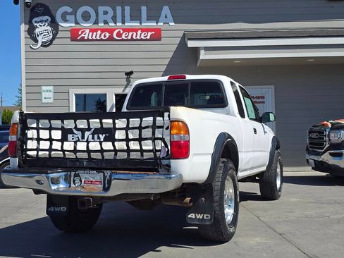 Used 2004 Toyota Tacoma image 7