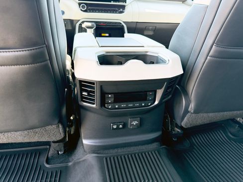 Used 2024 Toyota Sequoia Capstone image 13