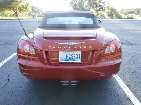 Used 2005 Chrysler Crossfire Limited image 6